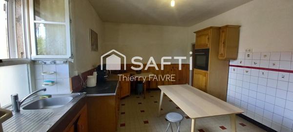 Maison pierre type ancienne ferme avec dépendances