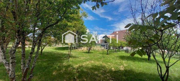 Maison pierre type ancienne ferme avec dépendances
