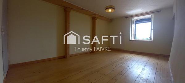 Maison pierre type ancienne ferme avec dépendances