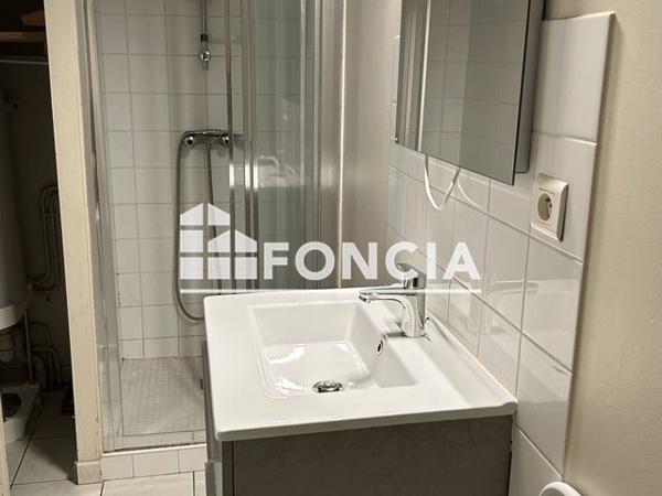 Location Appartement 2 pièces 28.28 m² - 20 RUE EMILIE CHOLOIS Niort 79000