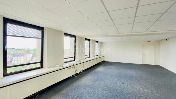 BUREAUX à VENDRE de 512 m²
