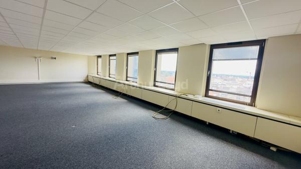 BUREAUX à VENDRE de 512 m²