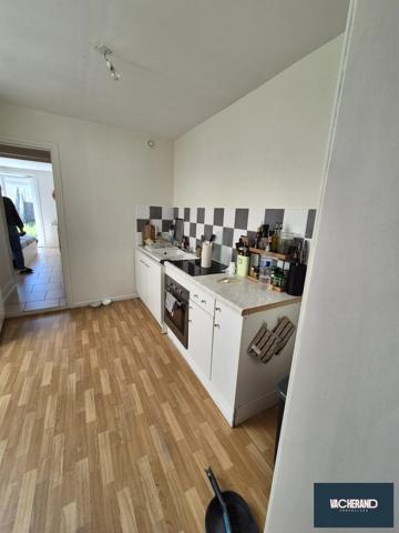IMMEUBLE DE 3 LOTS EN TRES BON ETAT
