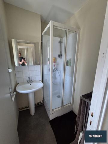 IMMEUBLE DE 3 LOTS EN TRES BON ETAT