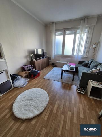 IMMEUBLE DE 3 LOTS EN TRES BON ETAT