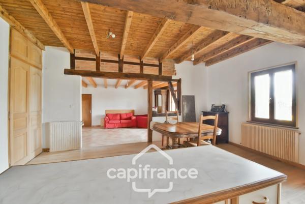 Maison à vendre 6 pièces proche de LONS LE SAUNIER (39)