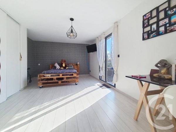 Maison à vendre  6 pièces - 215 m 2   PONT AUDEMER  - 27