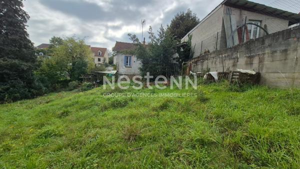 Nestenn Igny - Opportunité rare - Terrain viabilisé à Palaiseau de 491 m2 - Maison à rénover ou démolir- Secteur du Pileu proche plateau de Saclay et Vélizy- Transports Bus / RER B Massy Palaiseau, commerces et école Henri Wallon et Lycée Camille Claudel