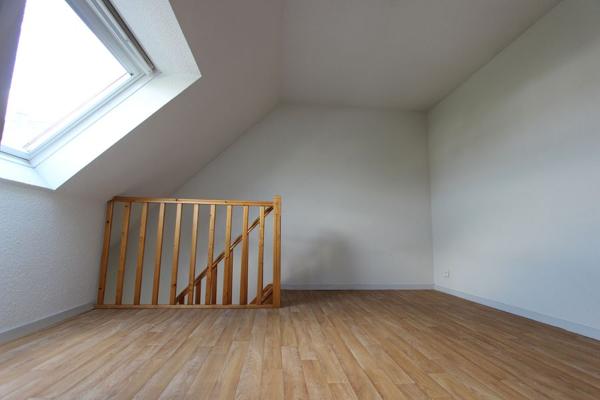 UN DUPLEX TYPE 2 A LOUER A KERFEUNTEUN.