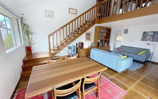 Maison à vendre    6 pièces •  Idron