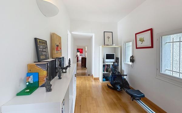 Maison à vendre    6 pièces •  Idron