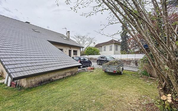 Maison à vendre    6 pièces •  Idron