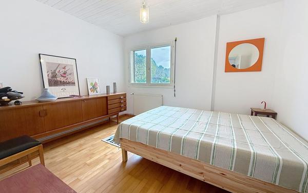 Maison à vendre    6 pièces •  Idron