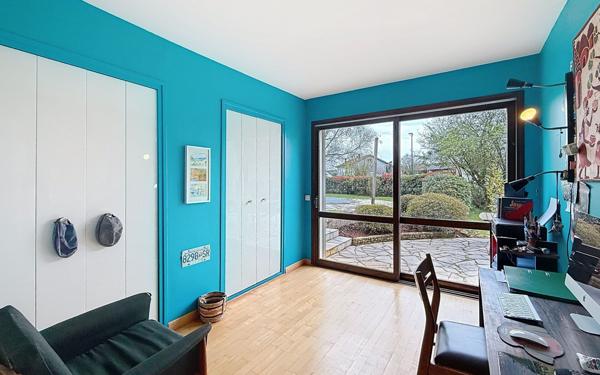 Maison à vendre    6 pièces •  Idron