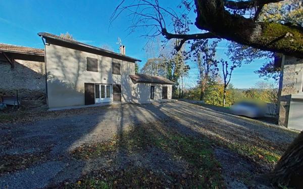 Maison à louer    4 pièces •  Saint-Thomas-en-Royans