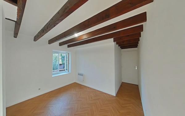 Maison à louer    4 pièces •  Saint-Thomas-en-Royans