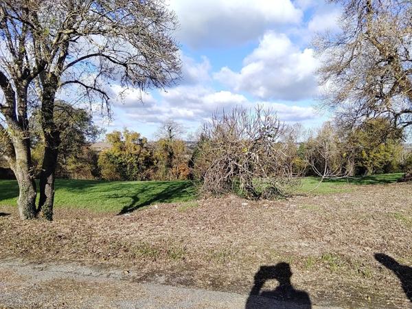 Terrain constructible à 5 minutes autoroute A10