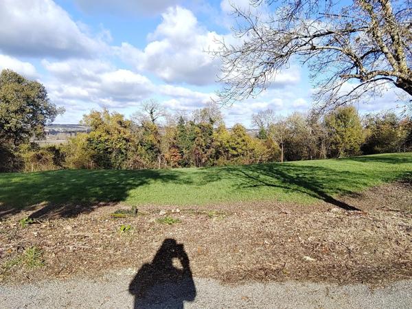 Terrain constructible à 5 minutes autoroute A10