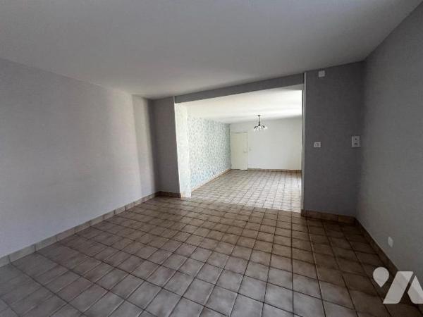 Maison de bourg à LE MOLAY LITTRY