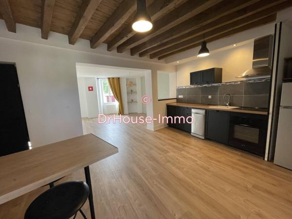 Immeuble à vendre 3 pièces de 132 m²