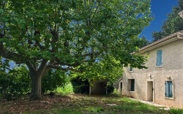 Maison à vendre    5 pièces •  Châteaurenard