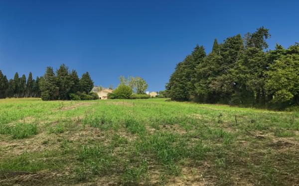 Maison à vendre    5 pièces •  Châteaurenard