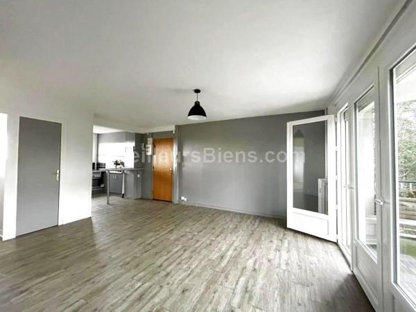 Appartement 4 pièces - Idéalement situé au 2ème étage