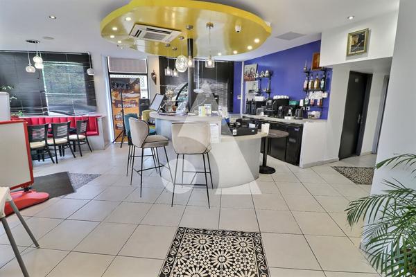 Local commercial 283 m2