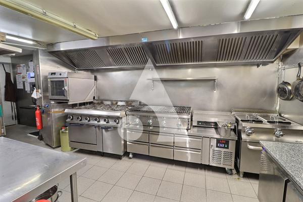 Local commercial 283 m2