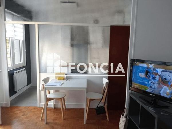 Location Studio meublé 27.67 m² - 241 RUE JUDAIQUE Bordeaux 33000