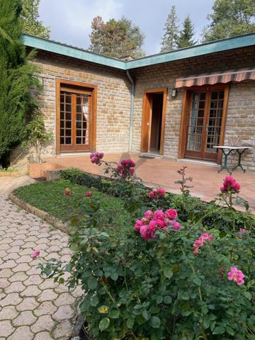 SAINT CYR AU MONT D'OR - MAISON DE 190 M2 - Agrandissement possible -TERRAIN DE 3 300 M2