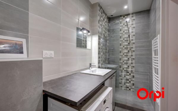 Appartement à vendre    2 pièces • 45,08 m2 Lyon 2