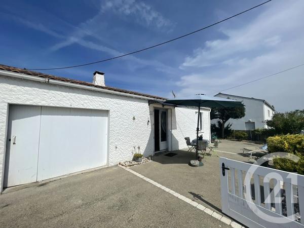 Maison à vendre  3 pièces - 49,60 m 2   LA TRANCHE SUR MER  - 85