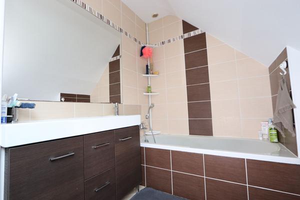 Maison La Baule, secteur de la Croix Breny - Maison recente, chauffage au sol, jardin, garage