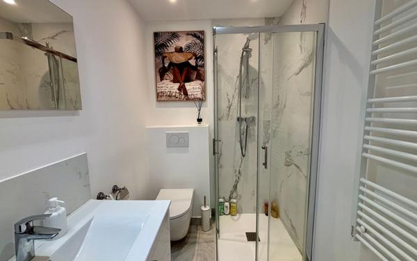 Appartement à vendre    4 pièces • 73 m2 Toulon