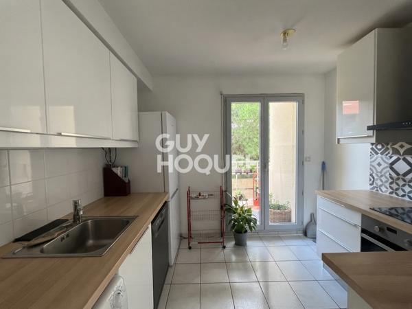 APPARTEMENT T4 - NON MEUBLÉ - BALCONS - PARKING - MINIMES