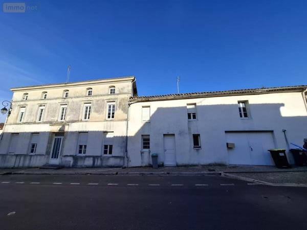 Maison à vendre à Pons en Charente-Maritime (17800), ref : 17111-718
