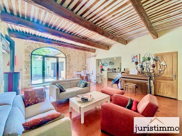 Sérignan-du-Comtat (84830) Mas provençal