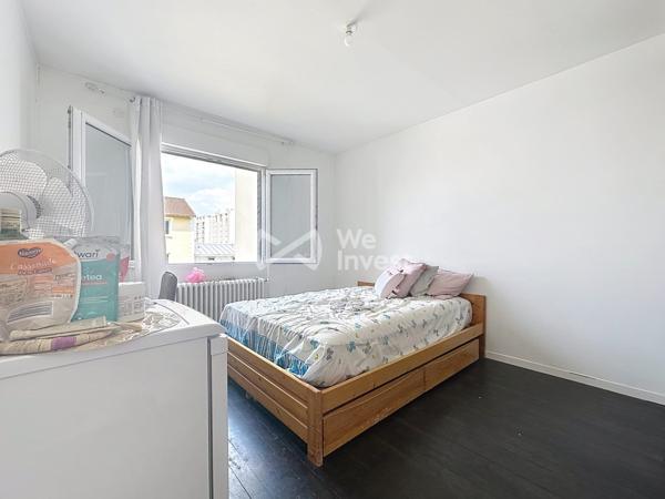 Immeuble de rapport R+4 de 14 logements loués