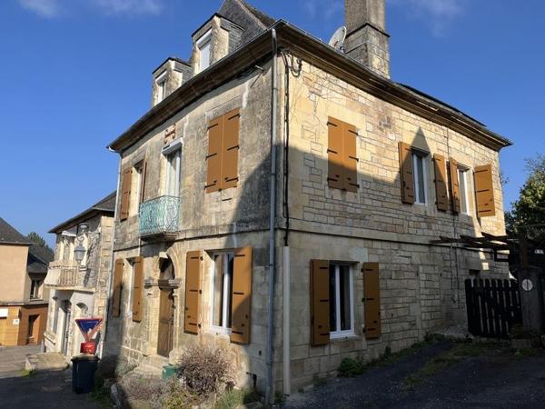 Maison à vendre |  Ayen |  8 pièces | 195 m²