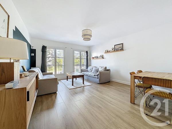 Appartement F5 à vendre  5 pièces - 94,92 m2 VERSAILLES - 78