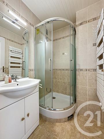 Appartement F5 à vendre  5 pièces - 94,92 m2 VERSAILLES - 78