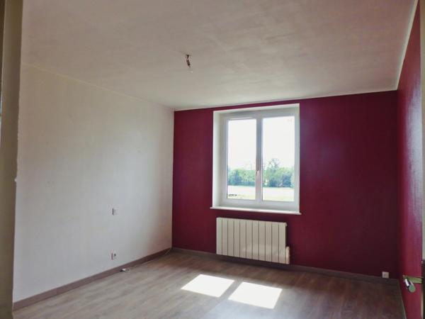 Immeuble mixte à vendre à Neuville-les-Dames (01400) – Investissement locatif avec terrain, proche Bourg-en-Bresse
