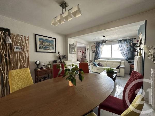 Maison à vendre  5 pièces - 115 m 2   ST QUENTIN  - 02
