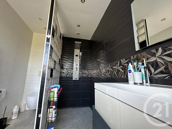 Maison à vendre  5 pièces - 115 m 2   ST QUENTIN  - 02