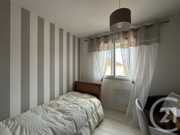 Maison à vendre  5 pièces - 115 m 2   ST QUENTIN  - 02
