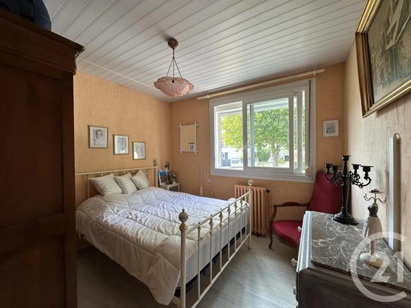 Maison à vendre  5 pièces - 115 m 2   ST QUENTIN  - 02