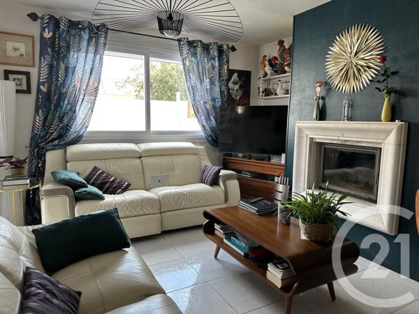 Maison à vendre  5 pièces - 115 m 2   ST QUENTIN  - 02