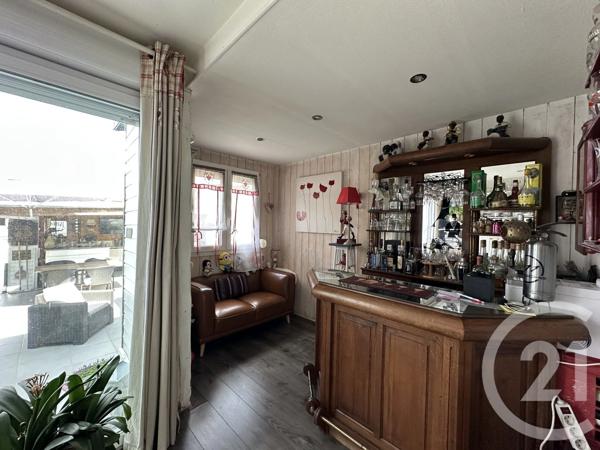 Maison à vendre  5 pièces - 115 m 2   ST QUENTIN  - 02