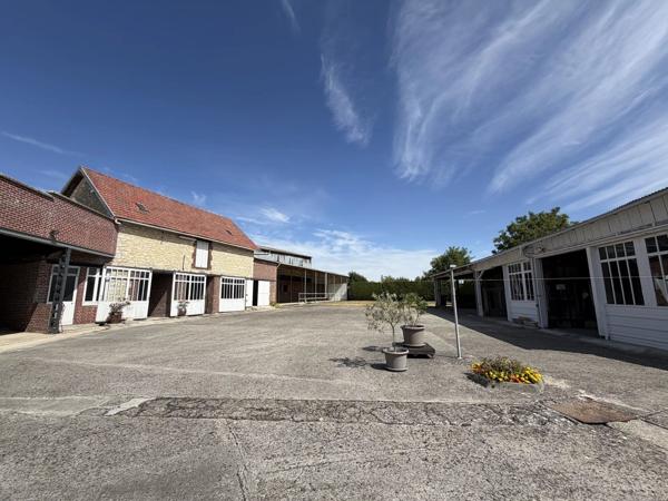 Vente                                                      Maison
                        
                     5 pièces                      204 m2                     à Villers-Cotterêts